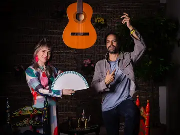 Paloma Concejero y Víctor Iniesta, directora y guitarrista del festival Miradas Flamenkas @ Gonzalo Pérez Paloma Concejero y Víctor Iniesta, directora y guitarrista del festival Miradas Flamenkas @ Gonzalo Pérez