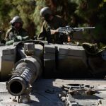 O.Próximo.- AMP2.- Un carro de combate israelí dispara contra 'cascos azules' de la FINUL en el sur de Líbano O.Próximo.- AMP2.- Un carro de combate israelí dispara contra 'cascos azules' de la FINUL en el sur de Líbano