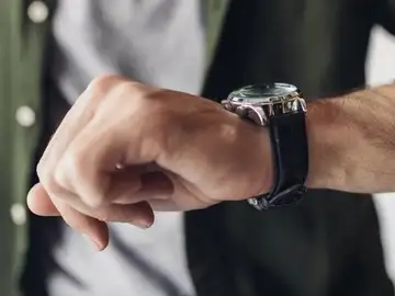 Tres relojes de hombre con estilo propio por menos de 90 euros: Tommy Hilfiger, Invicta y Casio bajan de precio Tres relojes de hombre: Tommy Hilfiger, Invicta y Casio