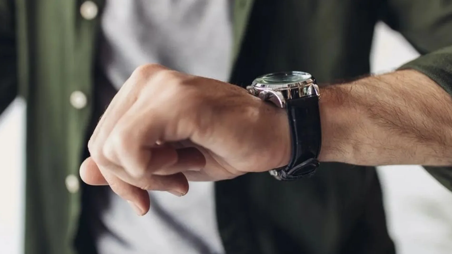 Tres relojes de hombre: Tommy Hilfiger, Invicta y Casio