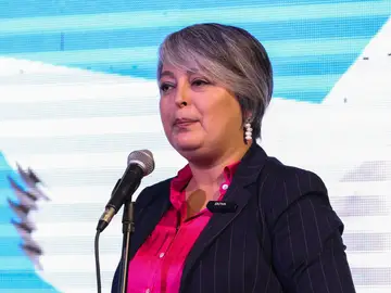 Chile.- Los primeros resultados oficiales sitúan a Jara y a Kast en la segunda vuelta de las presidenciales de Chile (Foto de ARCHIVO) August 19, 2025, Valparaiso, Chile: Jeannette Jara a presidential candidate, gives a speech during her participation in the ''Solutions for Chile'' dialogue in Valparaíso. Europa Press/Contacto/Cristobal Basaure Araya 19/08/2025 ONLY FOR USE IN SPAIN