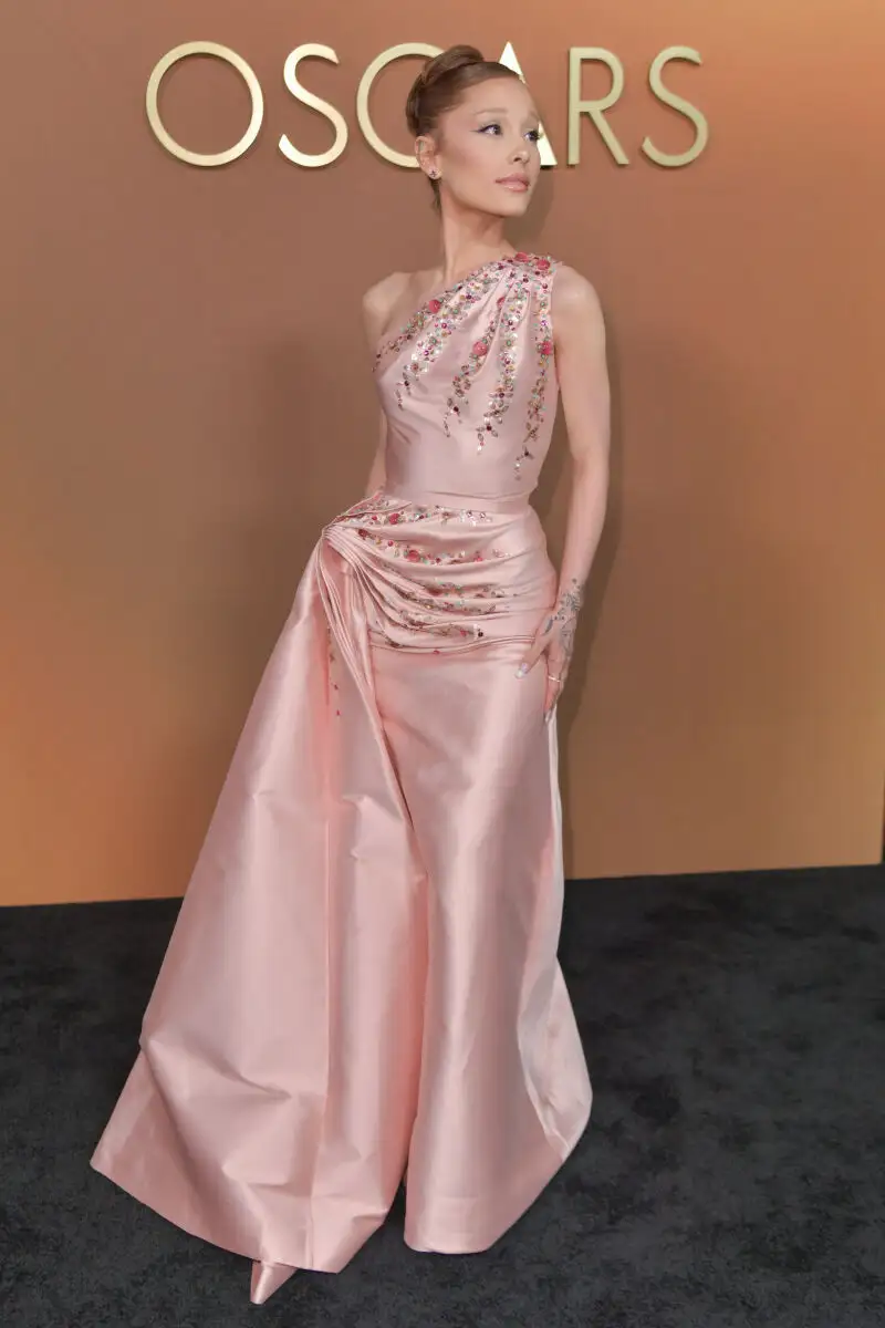 16th Governors Awards - Arrivals