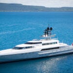 El megayate del cofundador de Google, anclado en España, consume tanta electricidad como 580 hogares