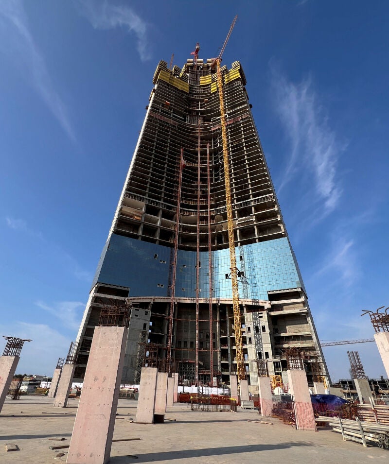 Torre Jeddah en construcción