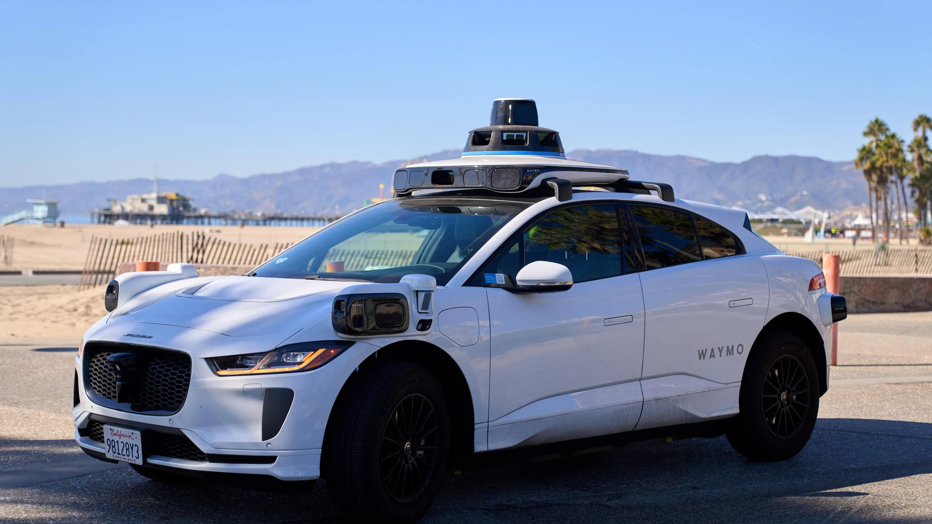 It's official—robotaxis are gaining ground in the United States, with Waymo leading the way and Tesla accelerating its commitment 2 98