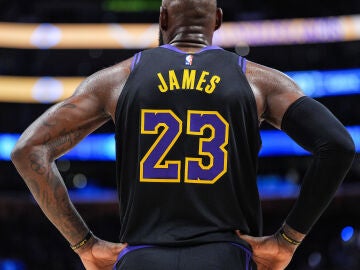 LeBron James, durante el Lakers - Jazz