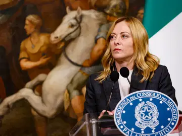 Croatian Prime Minister Andrej Plenkovic visits Rome ROME (Italy), 19/11/2025.- Italian Prime Minister Giorgia Meloni during a press conference with Croatian Prime Minister Andrej Plenkovic (not pictured) at the end of their meeting at Palazzo Chigi in Rome, Italy, 19 November 2025. (Croacia, Italia, Roma) EFE/EPA/FABIO FRUSTACI