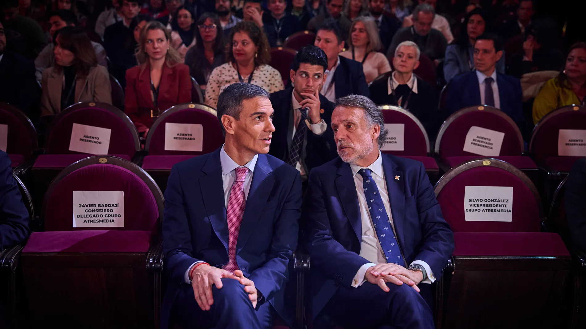 El presidente del Gobierno, Pedro Sánchez, en las jornadas con Metafuturo, un evento de Atresmedia que aborda los principales desafíos del nuevo mundo de la mano de expertos nacionales e internacionales. © Alberto R. Roldán / Diario La Razón 19 11 2025