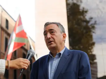 El presidente del EBB del PNV, Aitor Esteban, afirma que no se "amedrentarán" con el "caso Cerdán" El presidente del EBB del PNV, Aitor Esteban, afirma que no se "amedrentarán" con el "caso Cerdán"