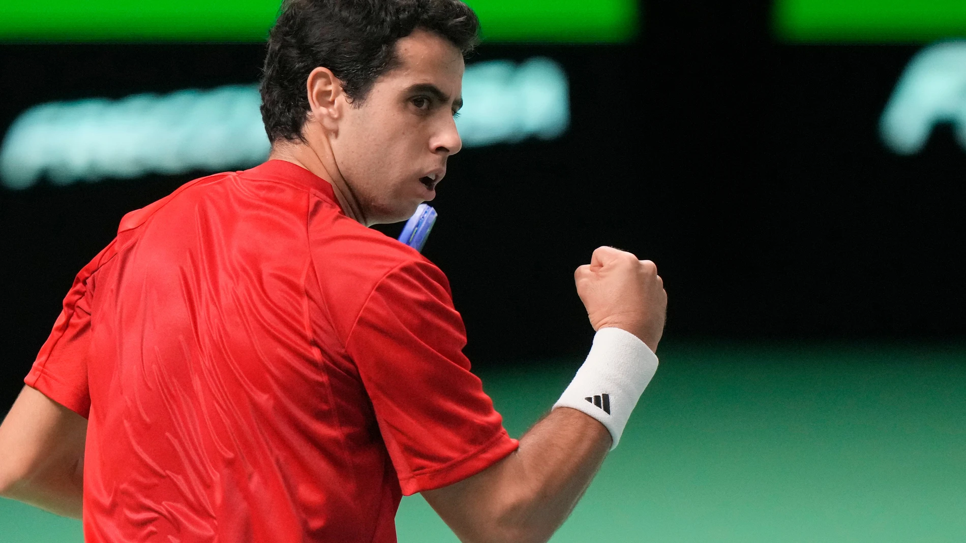 Spains' Jaume Munar Clar celebrates a winning point against Czeck Republic's Jiri Lehcka during a Davis Cup quarterfinal singles tennis match between Spain and Czeck Republic, in Bologna, Italy, Thursday, Nov. 20, 2025. (AP Photo/Luca Bruno)