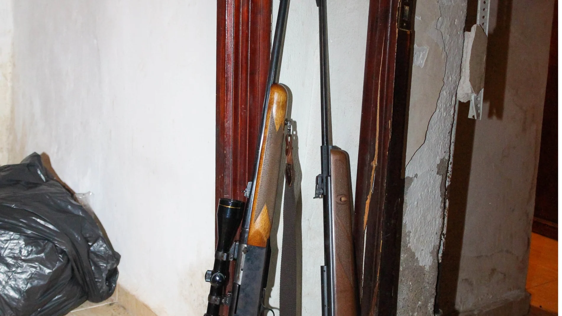 MURCIA.-Sucesos.- Detenidas dos personas por retener a un hombre en contra de su voluntad en una vivienda en Alhama de Murcia