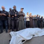 O.Próximo.- Las autoridades de Gaza elevan a 32 los muertos por el último día de ataques de Israel contra la Franja