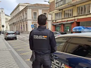 Agente de la Policía Nacional de Valladolid Agente de la Policía Nacional de Valladolid