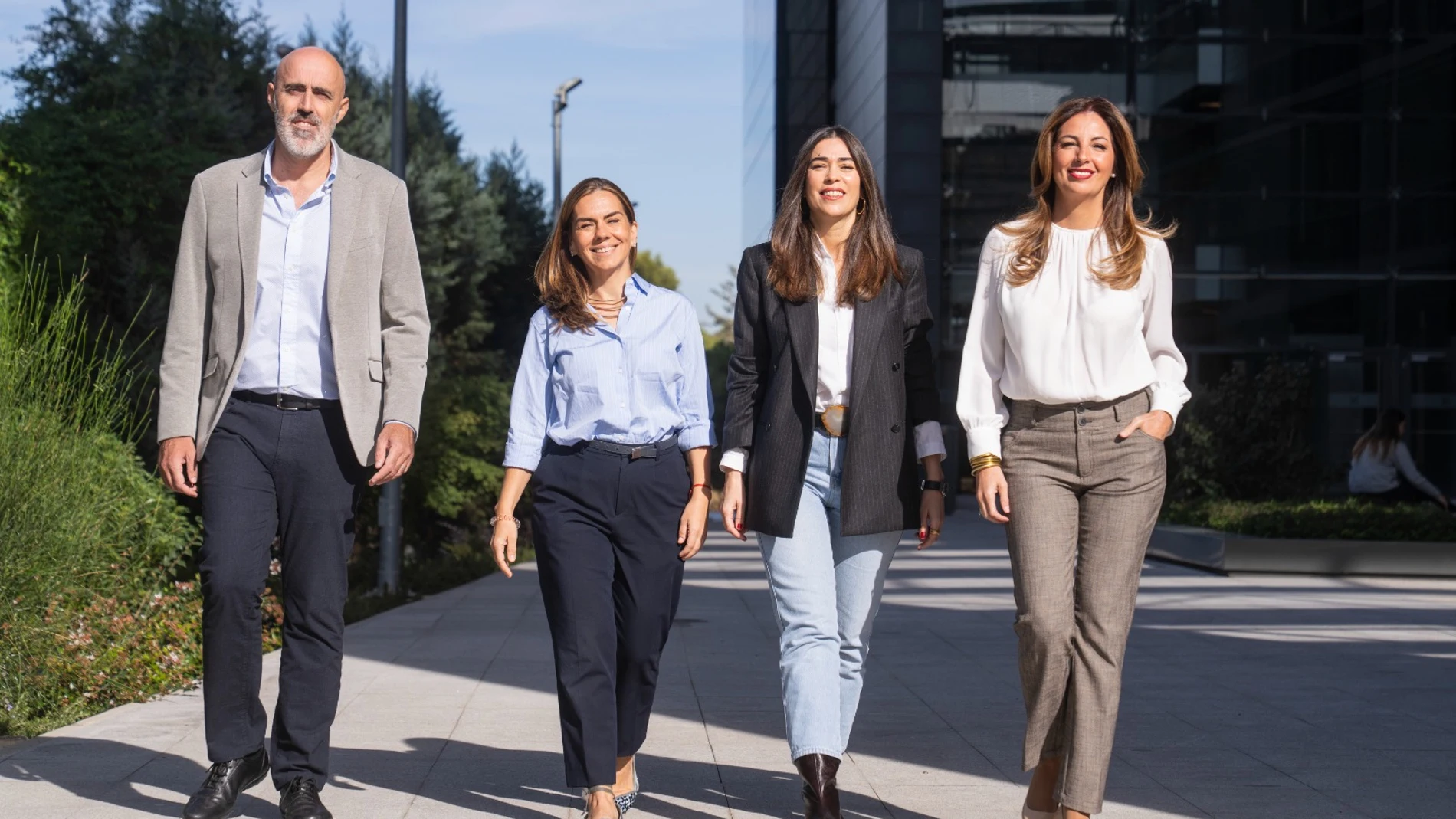 De izq. a drcha, Rodrigo León de Guevara, Beatriz Malpartida, Mariana Spata y Esther Duarte