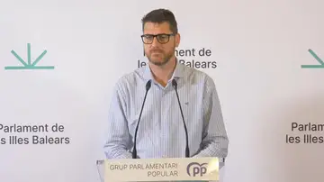 El PP señala a Armengol como el "caballo de Troya con el que Cerdán, Ábalos, Koldo y Aldama entraron a saquear Baleares" El PP señala a Armengol como el "caballo de Troya con el que Cerdán, Ábalos, Koldo y Aldama entraron a saquear Baleares"