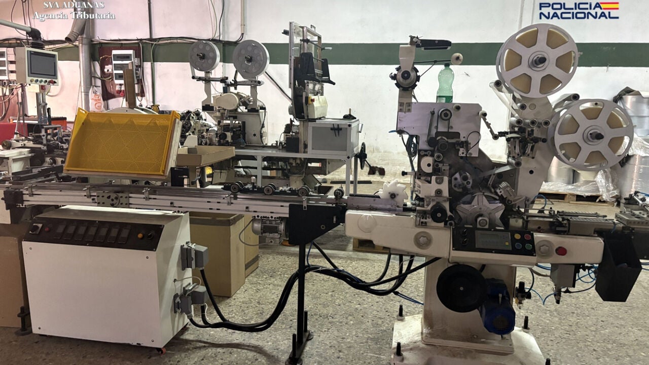 Desmantelan fábricas ilegales de tabaco en Toledo y Valencia; 13 detenidos.