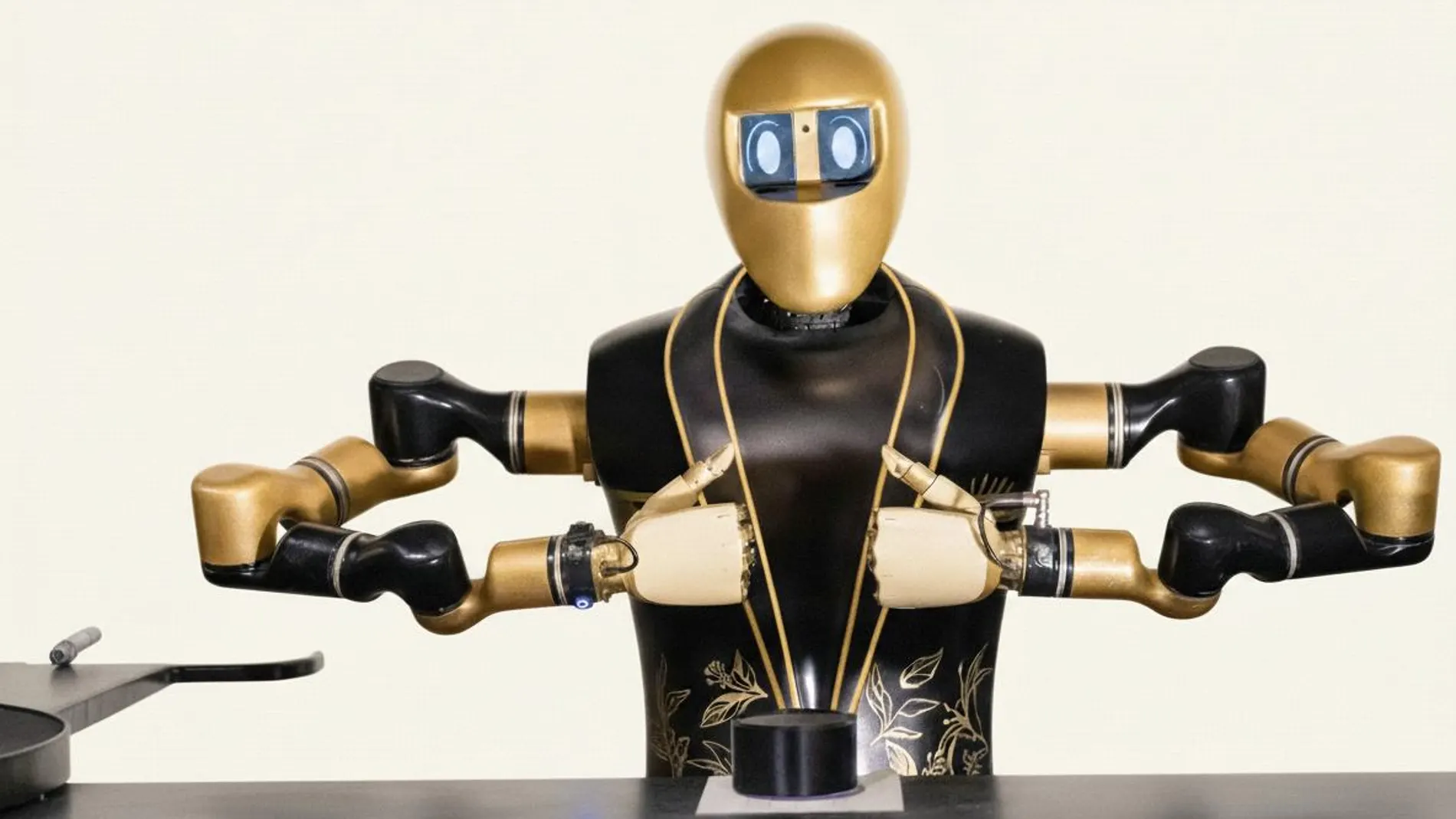 Así son los robots "made in Andalucía" que poblarán la primera ciudad robotizada de la India