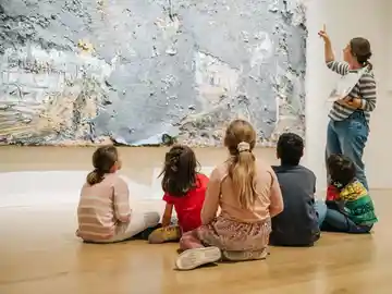 El Centro de Arte Hortensia Herrero prepara un programa especial de actividades para familias en Navidad El Centro de Arte Hortensia Herrero prepara un programa especial de actividades para familias en Navidad