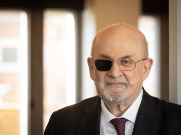 Salman Rushdie, ayer, en Barcelona Salman Rushdie, ayer, en Barcelona