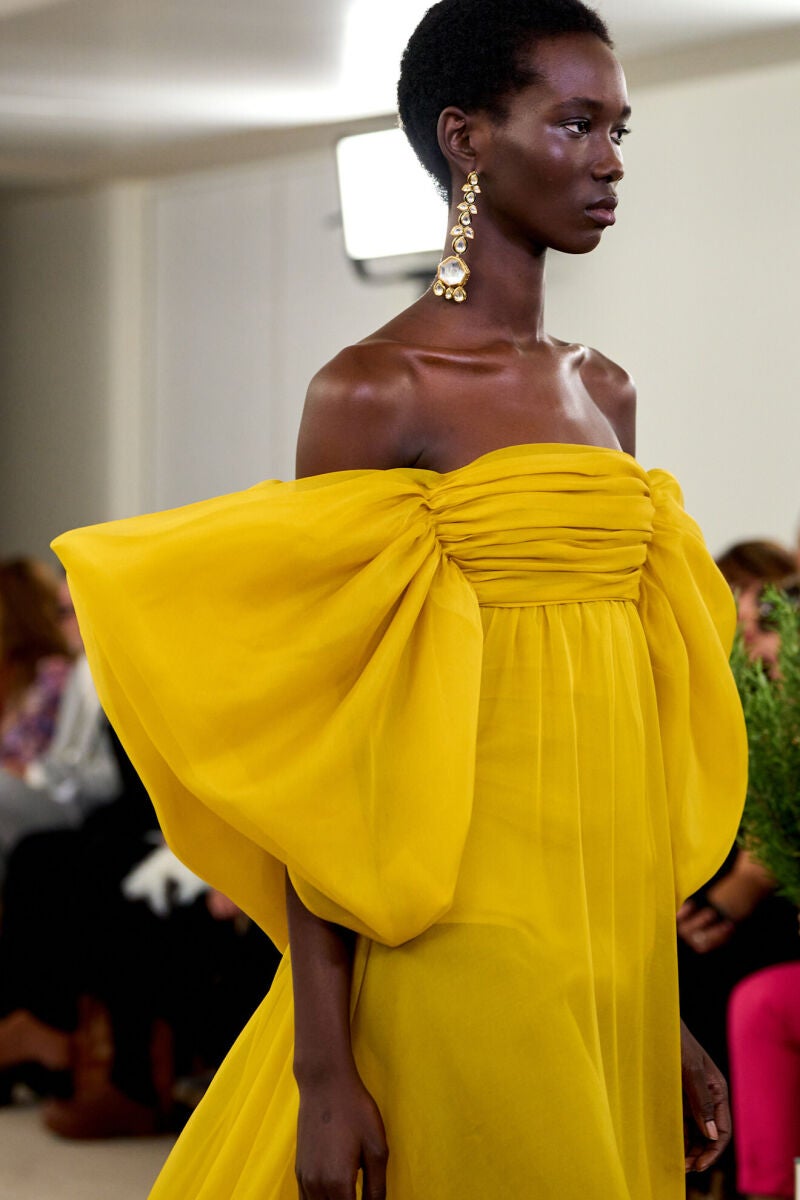 Modelo con pendientes statement.