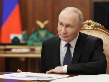 Ucrania.- Putin cree que la propuesta de Trump para Ucrania podría sentar las "bases para un acuerdo de paz definitivo" RUSSIA, MOSCOW - NOVEMBER 20, 2025: Vladimir Putin, President of Russia, attends a meeting with Transport Minister Andrei Nikitin at the Moscow Kremlin Europa Press/Contacto/Gavriil Grigorov 20/11/2025 ONLY FOR USE IN SPAIN