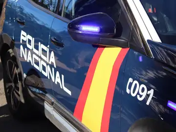 Coche de la Policía Nacional Coche de la Policía Nacional
