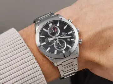 Tiene un diseño muy equilibrado que le permite encajar en cualquier situación Casio EFB-710D-1AVUEF