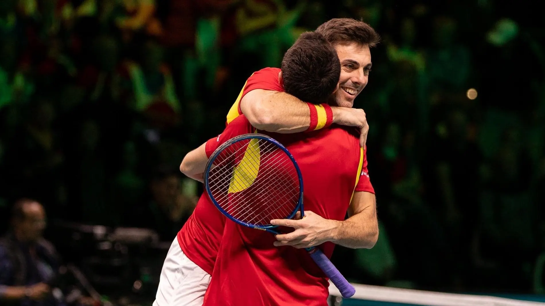 Tenis/Davis.- AMP.- (Crónica) España remonta a Chequia y vuelve a las semifinales de la Copa Davis