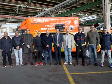 Valencia.- Luz verde al acuerdo para "actualizar y modernizar" las condiciones laborales de los Bomberos del Consorcio Consorcio Provincial de Bomberos de Valencia REMITIDA / HANDOUT por DIPUTACIÓ DE VALÈNCIA Fotografía remitida a medios de comunicación exclusivamente para ilustrar la noticia a la que hace referencia la imagen, y citando la procedencia de la imagen en la firma 21/11/2025