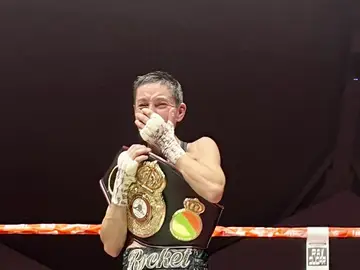 La vallisoletana Isa Rivero con el cinturón de campeona del mundo La vallisoletana Isa Rivero con el cinturón de campeona del mundo