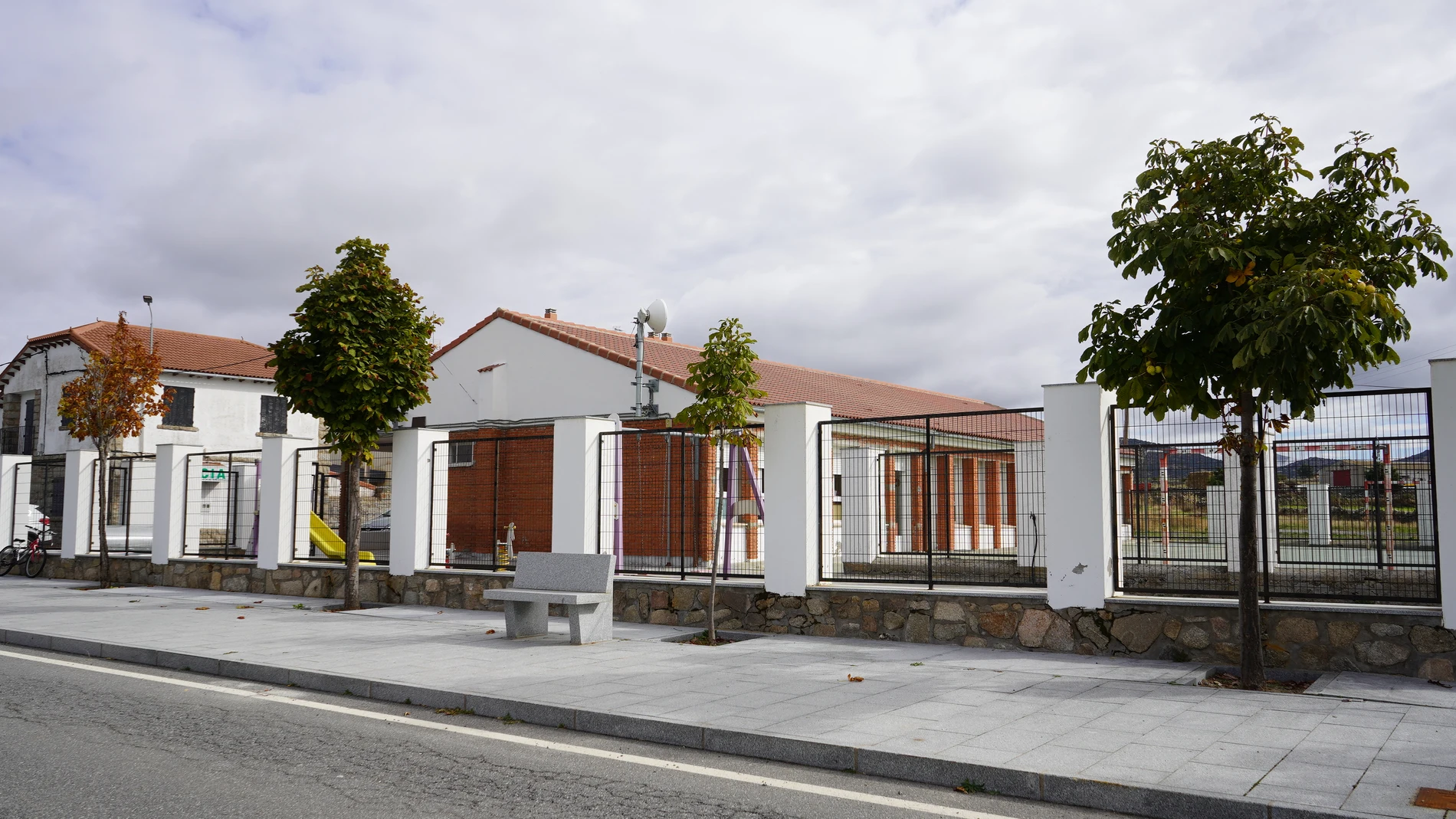 Colegio Escuelas de Navas de San Antonio