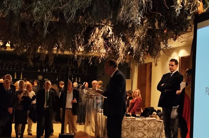 “Optimismo y enfado” en la “última cena” de la Fundación Franco 