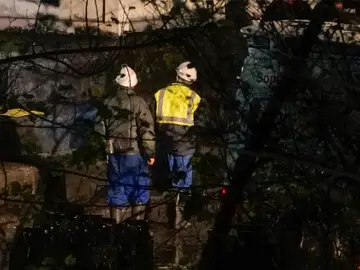 La mina de Cangas del Narcea fue inspeccionada varias veces, la última este jueves CANGAS DEL NARCEA (ASTURIAS), 21/11/2025.- La mina de Cangas del Narcea en la que este viernes han fallecido dos trabajadores a causa de un desprendimiento de materiales ha sido inspeccionada en varias ocasiones, la última de ellas ayer, jueves, según ha informado el consejero de Ciencia, Industria y Empleo, Borja Sánchez. EFE/Paco Paredes