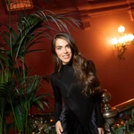 Violeta Magriñán con look navideño