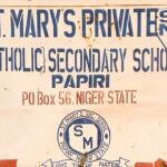 Cartel anunciador de la escuela católica de Nigeria donde se han producido los secuestros