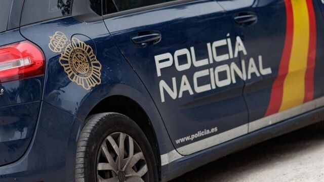 Vehículo de la Policía Nacional Vehículo de la Policía Nacional
