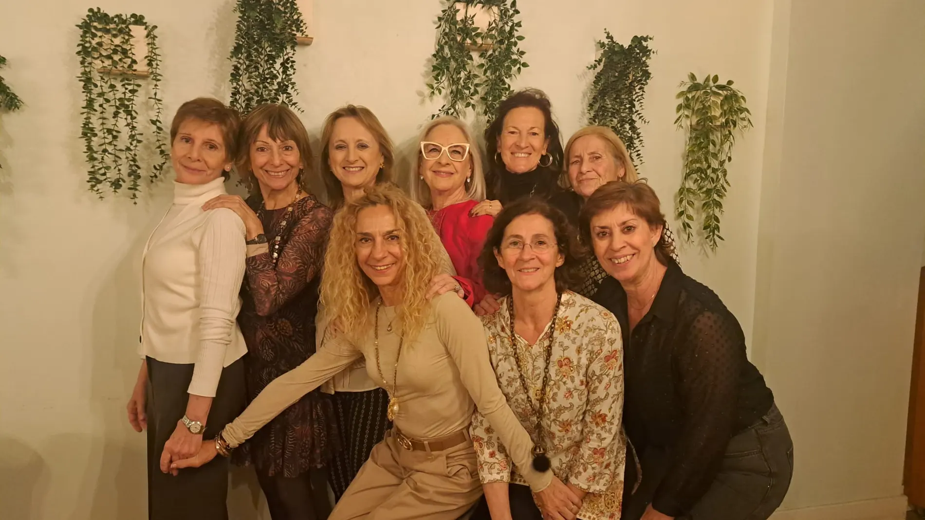 Herminia Mata, Marilín Such, Carmen Lorca, María José Rodríguez, Leticia Herrería, María Eugenia Rodríguez, África Blesa, Begoña Blasco y María Jesús Alegre