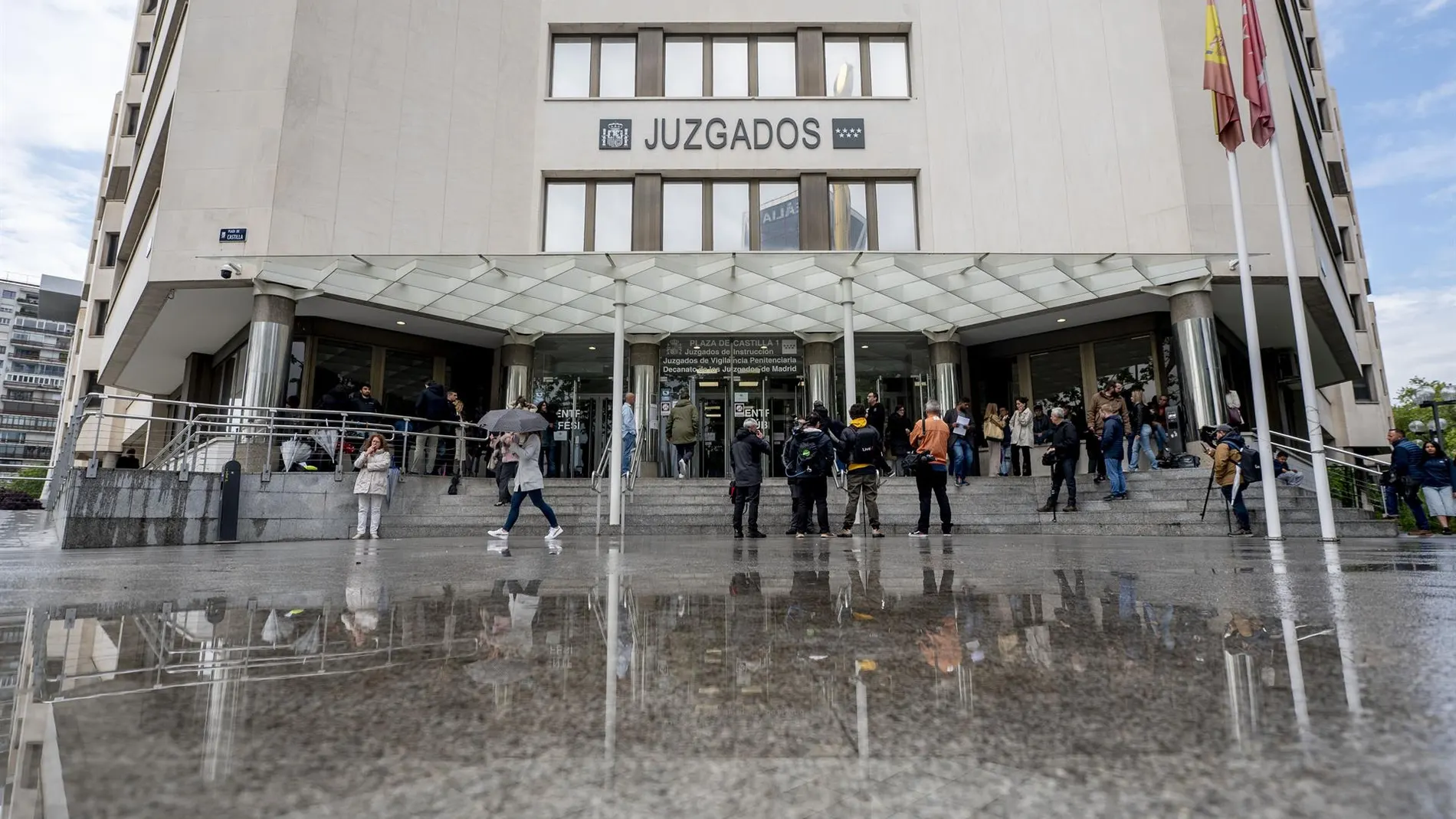 Absuelta una comerciante acusada por Chanel y Gucci de vender falsificaciones en Usera