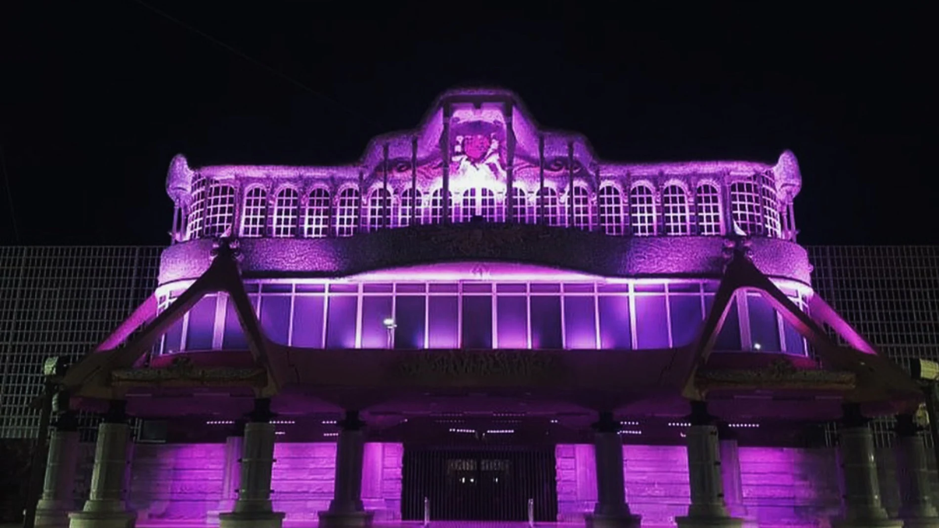 MURCIA.-La Asamblea Regional se ilumina de morado este martes para visibilizar su rechazo a la violencia contra la mujer