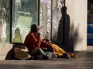 Más de un millón de personas viven en situación de exclusión social en Cataluña Más de un millón de personas viven en situación de exclusión social en Cataluña