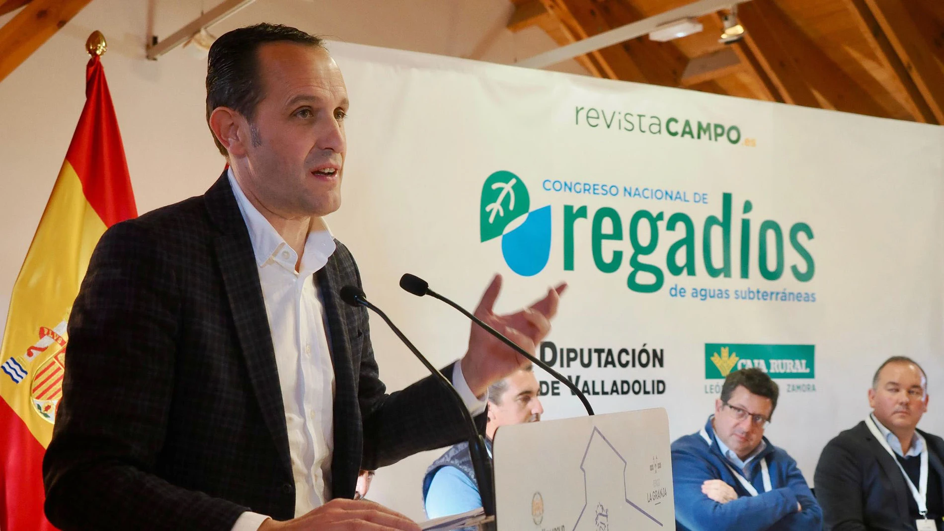 Conrado ïscar durante su intervención en el foro