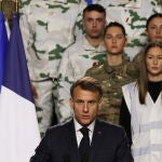 El presidente Emmanuel Macron se dirige a los franceses en un discurso desde Varces