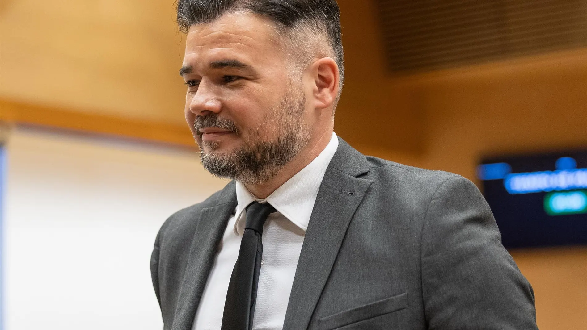 Rufián, sobre la falta de arrepentimiento de Juan Carlos I: "Perdió la vergüenza y la dignidad hace mucho tiempo"