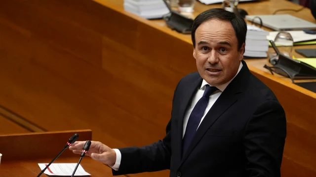 Debate de investidura de Pérez Llorca como presidente de la Generalitat valenciana