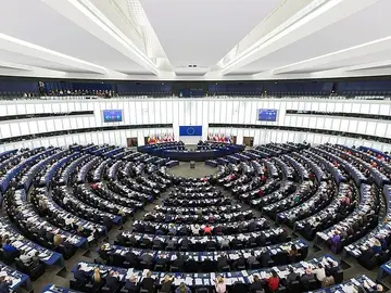 Pleno del Parlamento Europeo Pleno del Parlamento Europeo REMITIDA / HANDOUT por PROEXPORT Fotografía remitida a medios de comunicación exclusivamente para ilustrar la noticia a la que hace referencia la imagen, y citando la procedencia de la imagen en la firma 27/11/2025