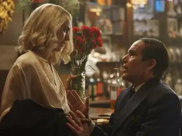 Un fotograma de "Blue Moon" Un fotograma de "Blue Moon"