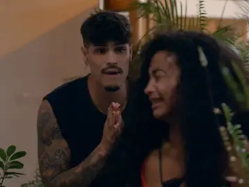 Mayeli llorando tras su ataque de ira en 'La isla de las tentaciones 9' Mayeli llorando tras su ataque de ira en 'La isla de las tentaciones 9'