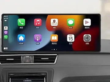 Por muy viejo que sea tu coche, esta pantalla CarPlay lo pone al día enchufándola al mechero Carplay coche
