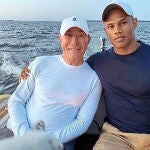 David Geffen junto al llamado ahora Donovan Michaels