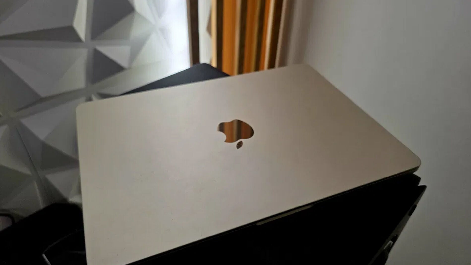 El mejor portátil con descuento en el Black Friday es este MacBook Air ...